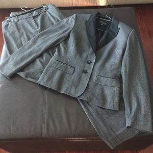 Anne Klein suit ( Blazer and Pants )